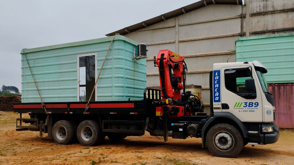 trucks_3B9-Transportes-e-Guindastes04.jpg