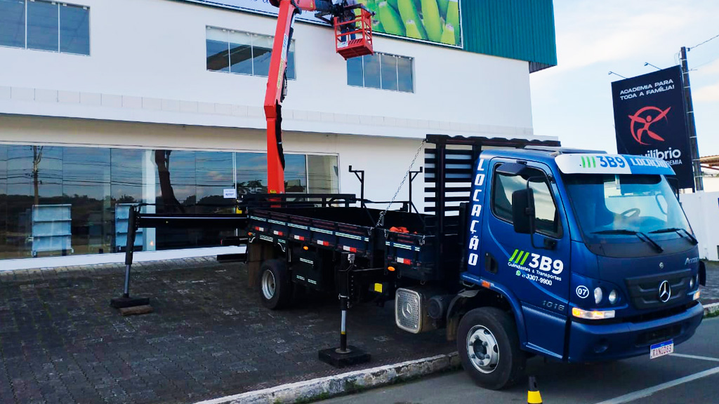 Munk 3B9 Transportes e Guindastes